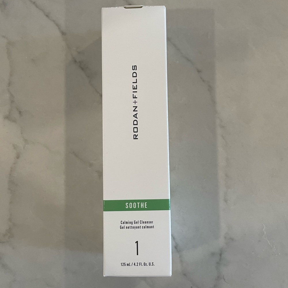 Rodan and Fields - Soothe Cleanser Step 1